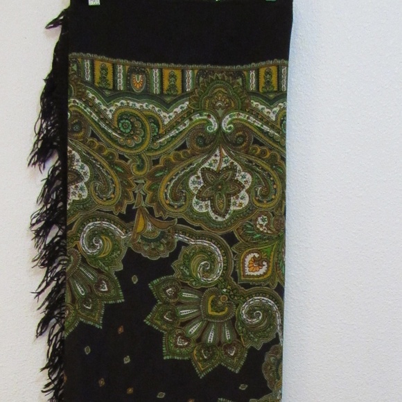 Green and black Russian design shawl - Picture 3 of 6